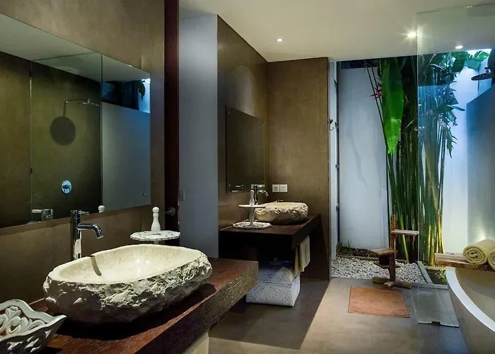 Coklat 3br With Pool, Seminyak