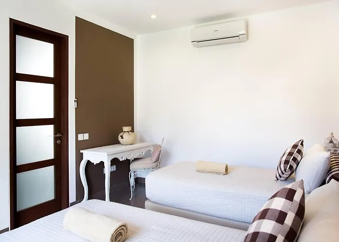 Coklat 3br With Pool, Seminyak