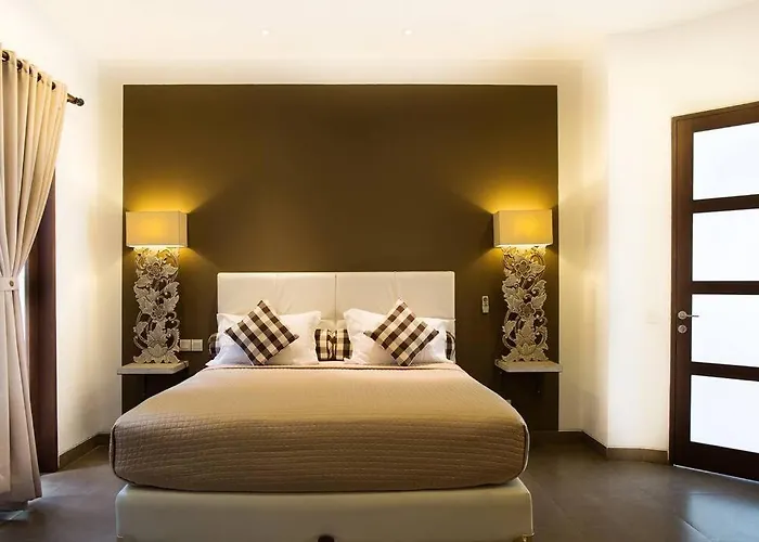 Villa Coklat 3br With Pool, *